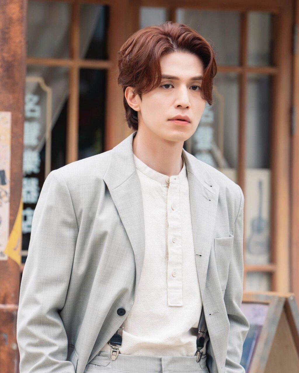 Lee Dong-Wook Biography: Age, Career, Films, Wife, Siblings, Parent ...